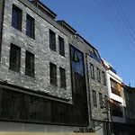 Otel The Black